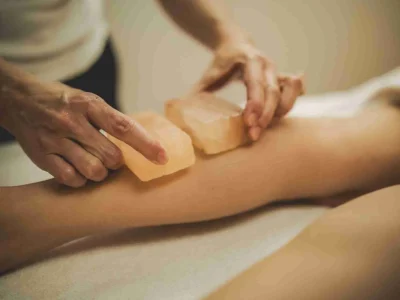 5-Salt-massage-scaled-1.webp